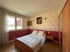 Maison à vendre à La Sauvetat (63730) – 124 m² – 4 chambres – Terrain 555 m² – Deux logements indépendants – 330 000 €