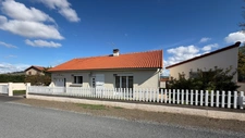 Maison à vendre à La Sauvetat (63730) – 124 m² – 4 chambres – Terrain 555 m² – Deux logements indépendants – 330 000 €