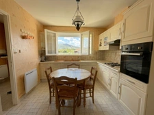 Maison à vendre à La Sauvetat (63730) – 124 m² – 4 chambres – Terrain 555 m² – Deux logements indépendants – 330 000 €