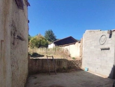 Maison 70m2 à rénover + terrain de 810 m2 - à SAIL SOUS COUZAN (42)