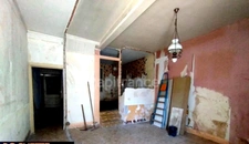 Maison 70m2 à rénover + terrain de 810 m2 - à SAIL SOUS COUZAN (42)