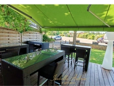 À VENDRE – HÔTEL RESTAURANT 2★ AVEC LOGEMENT DE FONCTION, PARC ET FORT POTENTIEL DE DÉVELOPPEMENT – BEAUCROISSANT (ISÈRE)