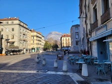 Fonds de commerce bar - restaurant à vendre GRENOBLE (38)