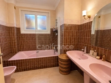 ANGLET FLEURISTES – Maison 9 pièces de 202 m² habitables – Double habitation ou activité professionnelle/libérale possible