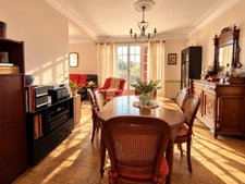 ANGLET FLEURISTES – Maison 9 pièces de 202 m² habitables – Double habitation ou activité professionnelle/libérale possible