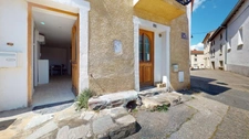 Ensemble de deux logements  SAINT MARTIN LA PLAINE (42) centre village 