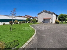 VEAUCHE – BELLE MAISON FAMILIALE de 130 m², CLIMATISEE, LUMINEUSE, TRES BIEN EQUIPEE, AU CALME sur 1050 m² de TERRAIN CLOS