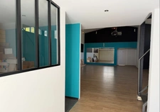 Local commercial de plus de 187 m²  à louer SALON DE PROVENCE (13)
