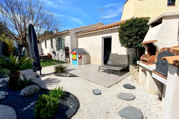 Maison à vendre de 3 chambres en parfait état à Luynes au Sud d'Aix-en-Provence