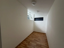 Local commercial de plus de 187 m²  à louer SALON DE PROVENCE (13)