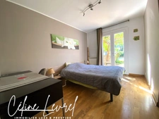 Maison à vendre 5 chambres ROGNES (13) 170 m², piscine, nombreuses dépendances et jardin arboré de 4 500 m² : idéale pour une famille, un artisan ou une activité de soins