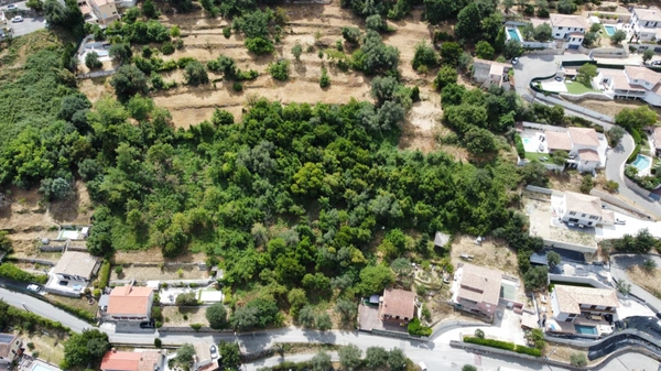 Terrain à vendre de 2 130,00 m² FALICON (06)