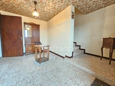 Maison à vendre 4 pièces 3 CHAMBRES AVEC GARAGES ET JARDIN PANISSIERES (42)