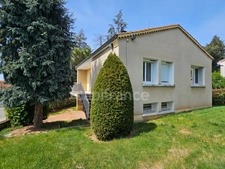 Maison à vendre 4 pièces avec jardin et garage PANISSIERES (42)