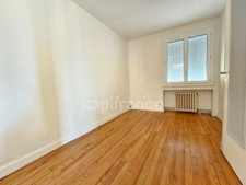Maison à vendre 4 pièces avec jardin et garage PANISSIERES (42)