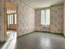 Maison à vendre 3 pièces DE 82 m² avec GARAGE et JARDIN PANISSIERES (42)