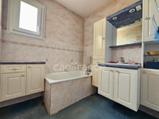 Maison à vendre 4 pièces avec garage et jardin PANISSIERES (42)