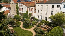 Maison à vendre avec jardin dépendances et garage PANISSIERES (42)