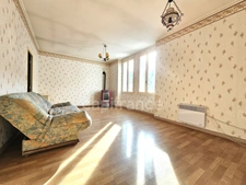 Maison à vendre 3 pièces DE 82 m² avec GARAGE et JARDIN PANISSIERES (42)