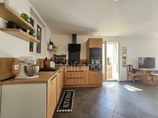 Maison à vendre 5 pièces 109 m² 4 chambres PANISSIERES (42)