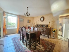 Maison à vendre 4 pièces 123 m² avec véranda et garage PANISSIERES (42)