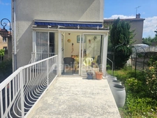 Maison à vendre 4 pièces 123 m² avec véranda et garage PANISSIERES (42)
