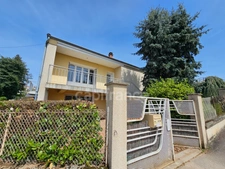 Maison à vendre 4 pièces avec jardin et garage PANISSIERES (42)