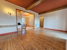 Maison à vendre 7 pièces AVEC JARDIN PANISSIERES (42)