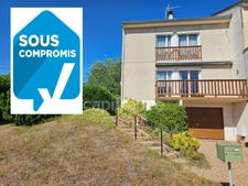 Maison à vendre 4 pièces avec garage et jardin PANISSIERES (42)