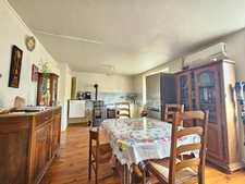 Maison à vendre 2 pièces AVEC GARAGE ET EXTERIEUR PANISSIERES (42)