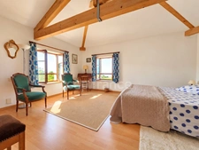 Maison à vendre 6 pièces avec Piscine et 17 919 m² de terrain COTTANCE (42)