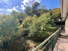 Maison à vendre à Verdun – 202 m², 5 chambres, terrain 3 053 m², garage et sous-sol complet
