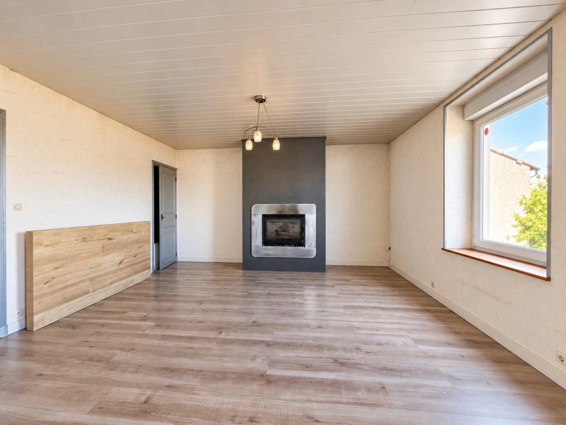 Maison 8 pièces 203 m² · à Liny Devant Dun · 203 m² · 129 000 €