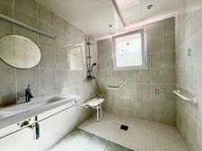 Maison à vendre à Verdun – 202 m², 5 chambres, terrain 3 053 m², garage et sous-sol complet
