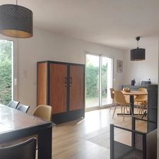 Maison à vendre 7 pièces MONTAUBAN (82), 5 chambres, garage, piscine, jardin et dépendance