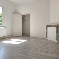 BEAUSOLEIL MONTAUBAN Ensemble immobilier comprenant une maison principale, un logement T2 attenant et une dépendance  sur 702m² de terrain