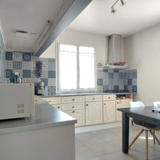 Maison à vendre 7 pièces VAISSAC (82), corps de ferme sur 26873m² de terrain avec box et nombreuses dépendances.