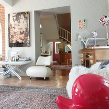 Maison à vendre 13 pièces MONTAUBAN (82), salle de reception, parking, bureaux, cave, dépendances,  parc de 8000m2, 2 entrées indépendantes 