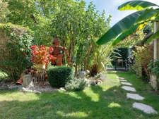 Maison à vendre 7 pièces MONTAUBAN (82) avec chambres d'hôtes, piscine, jardin et dépendance.
