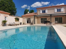 Maison à vendre 6 pièces MONTAUBAN (82) avec jardin, piscine, pool house et sous sol complet de plus de 150m²