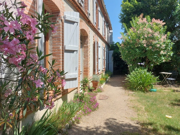 QUARTIER BEAUSOLEIL Maison à vendre 5 pièces MONTAUBAN (82), d'environ 200m² habitable, jardin, dépendance, et carport.