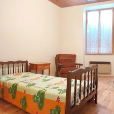 Maison à vendre 8 pièces MONTRICOUX (82), Maison de village avec fort potentiel, gîte – env. 140 m² habitables – proche Nègrepelisse