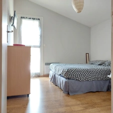 Maison à vendre 4 pièces MONTAUBAN (82) avec jardin, garage, carport et terrasse