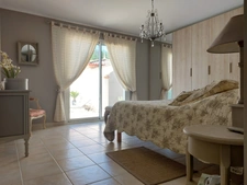 Maison à vendre 6 pièces MONTAUBAN (82) avec jardin, piscine, pool house et sous sol complet de plus de 150m²