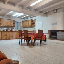 Maison à vendre 8 pièces MONTRICOUX (82), Maison de village avec fort potentiel, gîte – env. 140 m² habitables – proche Nègrepelisse