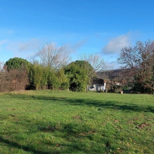 Maison à vendre 7 pièces MONTAUBAN (82) avec hangar de 150m², 6861m² de terrain avec une partie boisée.