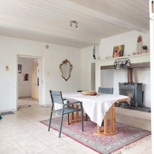 Maison à vendre 7 pièces MONTAUBAN (82) avec hangar de 150m², 6861m² de terrain avec une partie boisée.