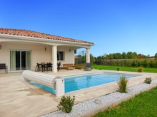 Maison à vendre 4 pièces MONTAUBAN (82), garage, piscine terrain cloturé, belles prestations