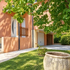 Maison à vendre 4 pièces MONTAUBAN (82) avec jardin, garage, carport et terrasse