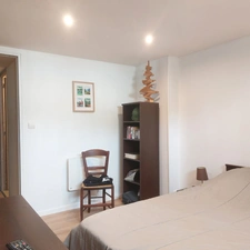 Maison à vendre 7 pièces MONTAUBAN (82), 5 chambres, garage, piscine, jardin et dépendance